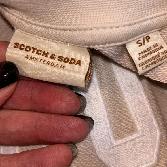 Scotch & Soda London Beige Graphic Sweatshirt in Size Small - Picture 6 of 6